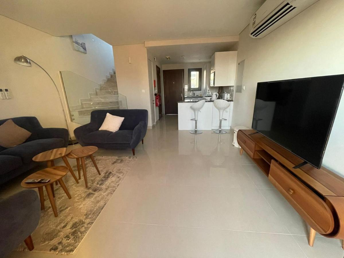 Sifa Beachfront Apartment Maszkat Kültér fotó